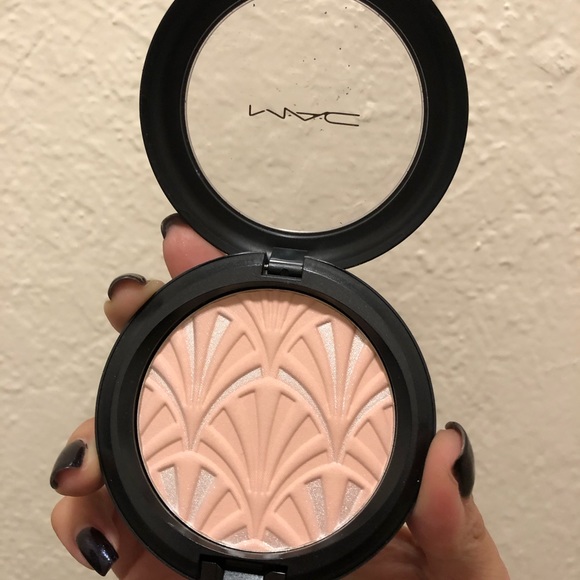 MAC Cosmetics Other - Mac limited edition philip treacy blush pink MAC Cosmetics Other - Mac limited edition philip treacy blush pink